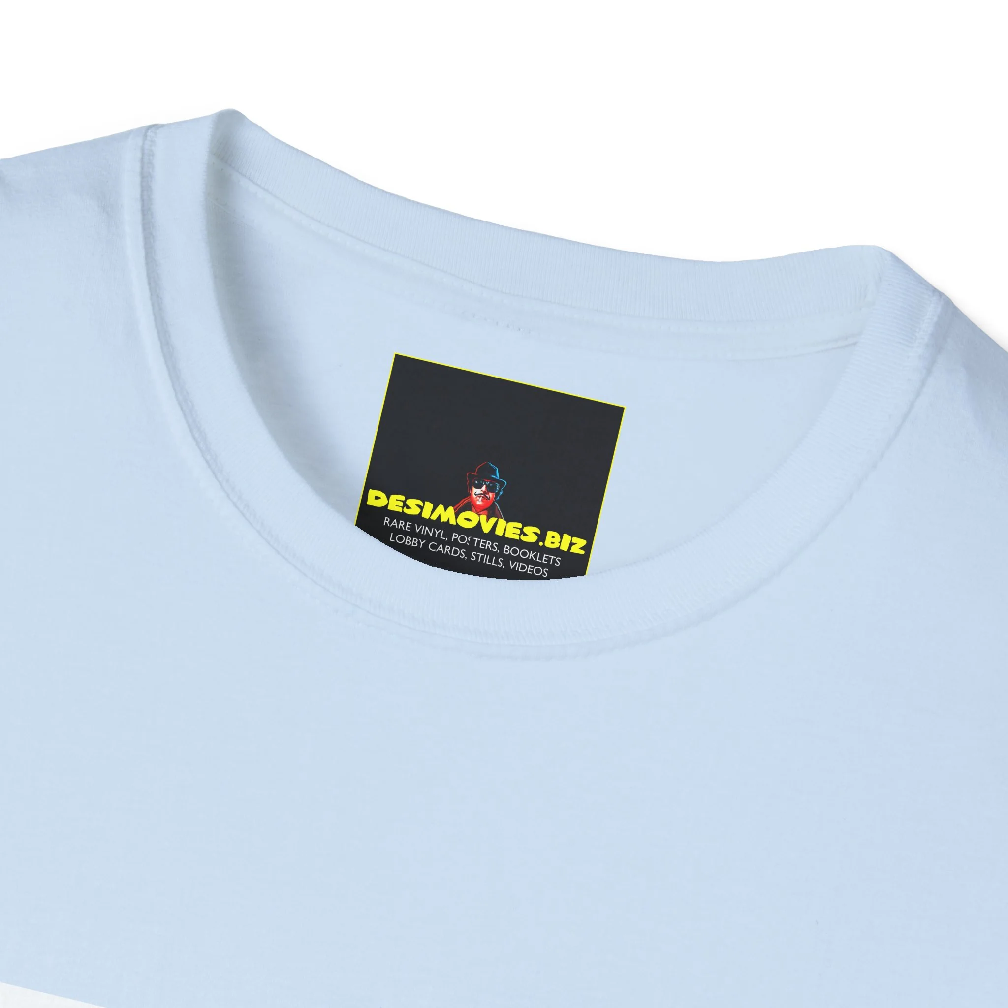 Aurat Raj T-Shirt — Bold Crown Graphic Tee with Urdu Calligraphy - Image 20