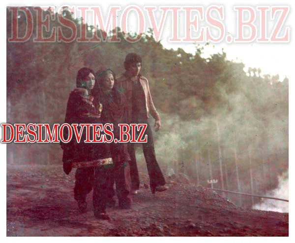 Goonj (1977) Movie Still