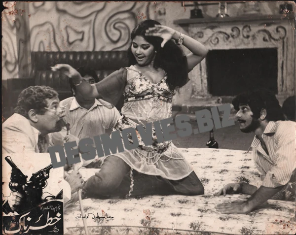 Khatarnak (1974) Movie Still 15